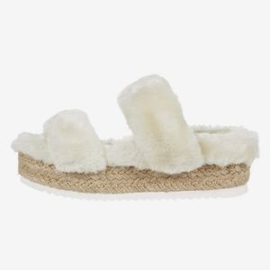 Steve Madden Katana Fuzzy Sandal Natural